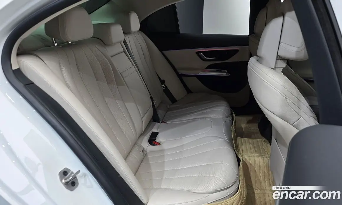 Mercedes-Benz E-Class 2025 2.0 автомат (гидро), фото 17