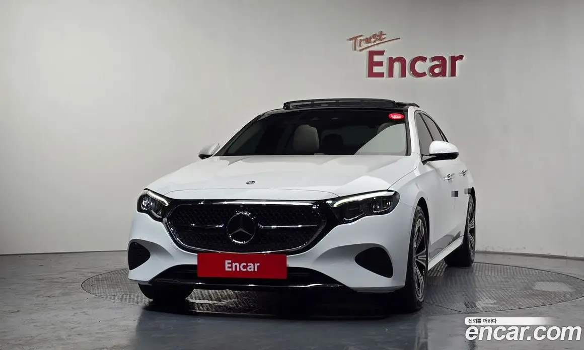 Mercedes-Benz E-Class 2025 2.0 автомат (гидро), фото 3