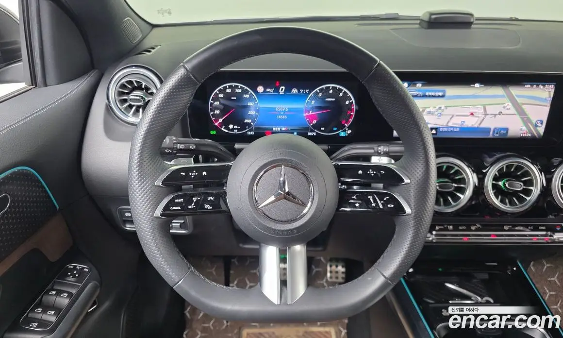 Mercedes-Benz GLA-Class 2024 2.0 автомат (гидро), фото 19