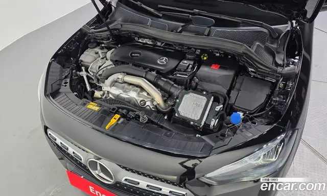 Mercedes-Benz GLA-Class 2024 2.0 автомат (гидро), миниатюра 6