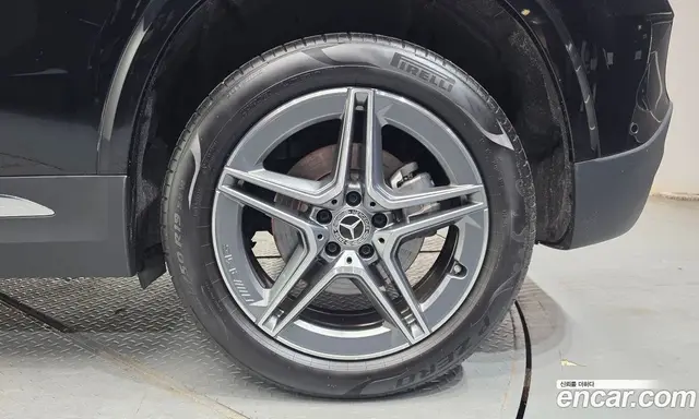 Mercedes-Benz GLA-Class 2024 2.0 автомат (гидро), миниатюра 7