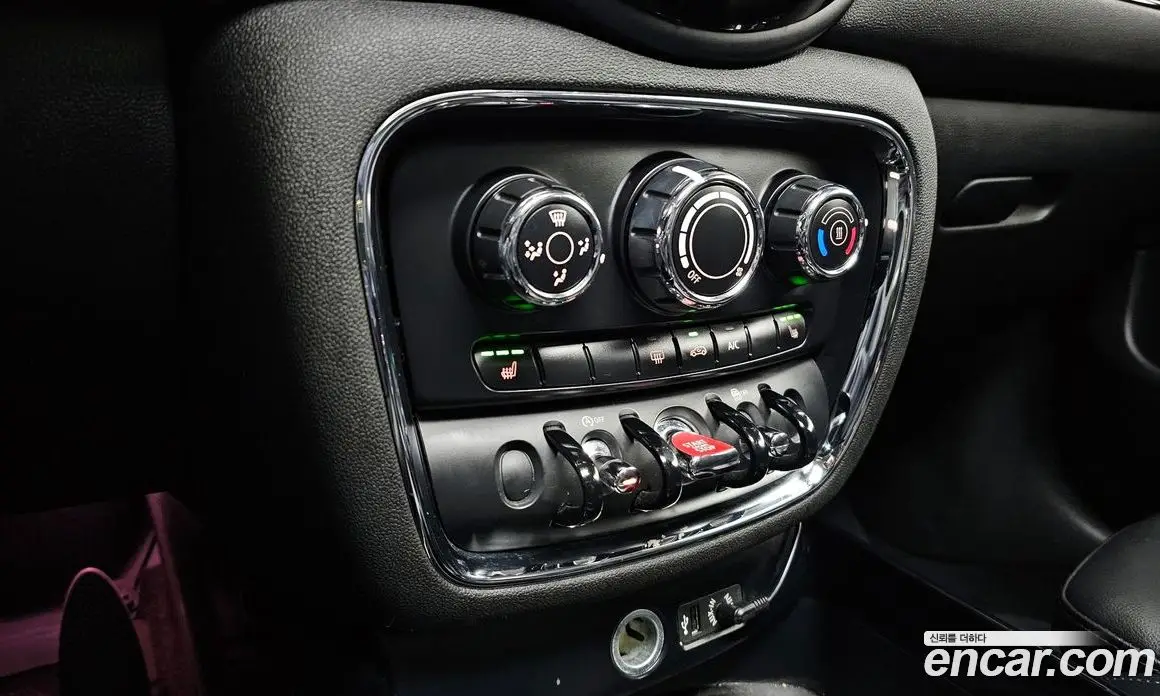 Mini Clubman 2016 1.5 автомат (гидро), фото 15 Mini Clubman 2016 1.5 автомат (гидро), фото 15