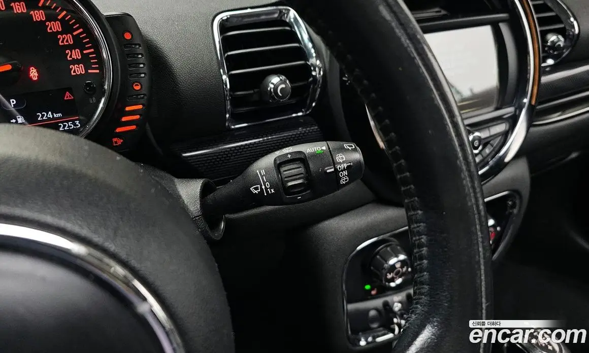 Mini Clubman 2016 1.5 автомат (гидро), фото 18 Mini Clubman 2016 1.5 автомат (гидро), фото 18