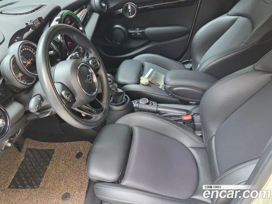 Mini Cooper 2019 1.5 автомат (гидро), фото 6 Mini Cooper 2019 1.5 автомат (гидро), фото 6