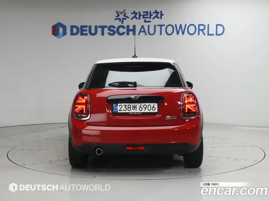 Mini Cooper 2021 1.5 автомат (гидро), фото 4 Mini Cooper 2021 1.5 автомат (гидро), фото 4