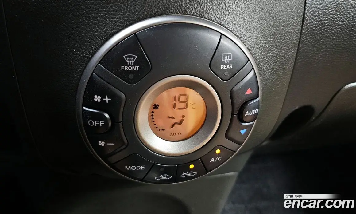 Nissan Cube 2014 1.8 автомат (гидро), фото 14 Nissan Cube 2014 1.8 автомат (гидро), фото 14