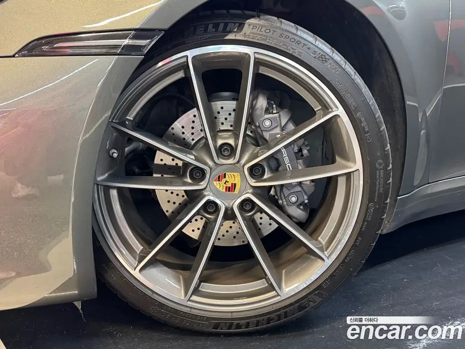 Porsche 911 2024 3.0 автомат (гидро), фото 20 Porsche 911 2024 3.0 автомат (гидро), фото 20
