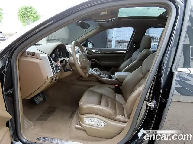 Porsche Cayenne 2014 4.1 автомат (гидро), миниатюра 5 Porsche Cayenne 2014 4.1 автомат (гидро), миниатюра 5
