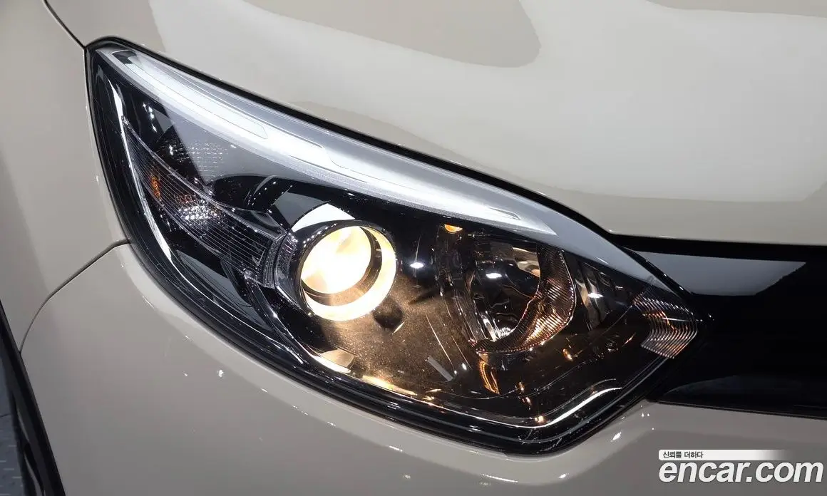 Renault (Samsung) QM3 2016 1.5 автомат (гидро), фото 8 Renault (Samsung) QM3 2016 1.5 автомат (гидро), фото 8