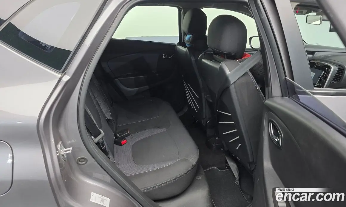 Renault (Samsung) QM3 2016 1.5 автомат (гидро), фото 12 Renault (Samsung) QM3 2016 1.5 автомат (гидро), фото 12