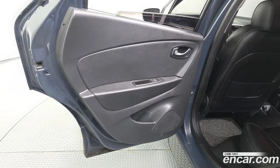 Renault (Samsung) QM3 2018 1.5 автомат (гидро), фото 14 Renault (Samsung) QM3 2018 1.5 автомат (гидро), фото 14