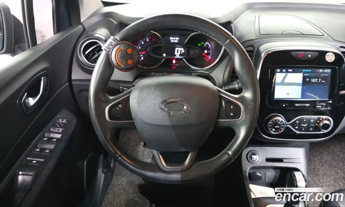 Renault (Samsung) QM3 2018 1.5 автомат (гидро), фото 18 Renault (Samsung) QM3 2018 1.5 автомат (гидро), фото 18