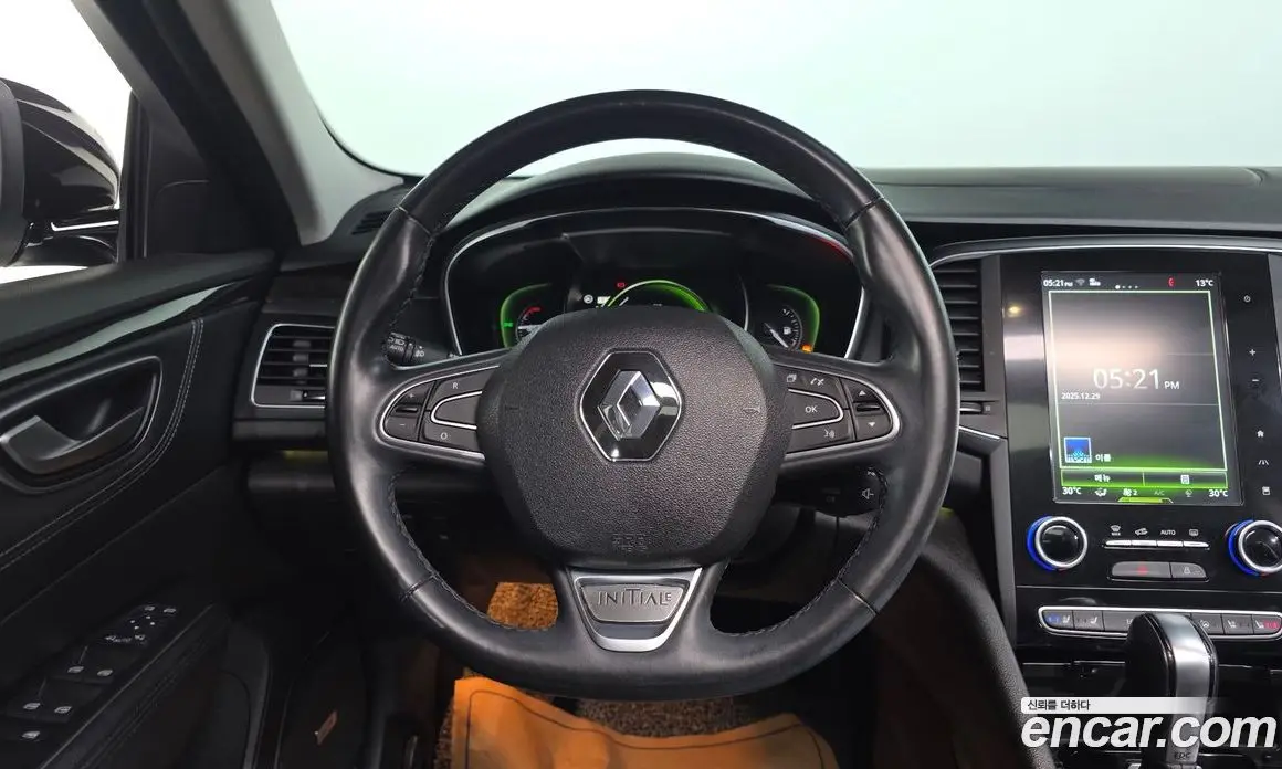 Renault (Samsung) SM6 2018 2.0 автомат (гидро), фото 13 Renault (Samsung) SM6 2018 2.0 автомат (гидро), фото 13