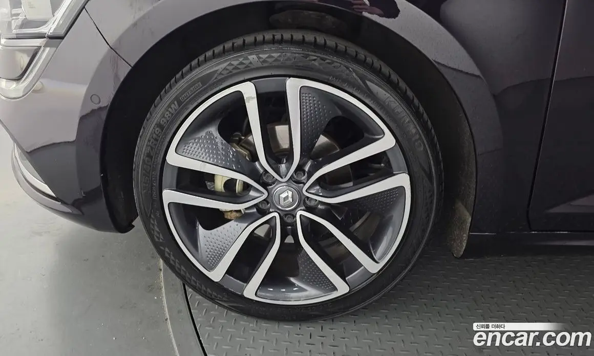 Renault (Samsung) SM6 2018 2.0 автомат (гидро), фото 5 Renault (Samsung) SM6 2018 2.0 автомат (гидро), фото 5