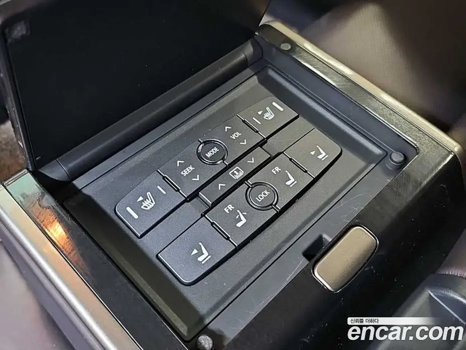 Renault (Samsung) SM7 2015 2.5 автомат (гидро), фото 14 Renault (Samsung) SM7 2015 2.5 автомат (гидро), фото 14