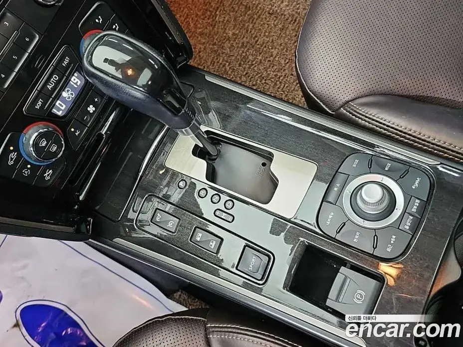 Renault (Samsung) SM7 2015 2.5 автомат (гидро), фото 8 Renault (Samsung) SM7 2015 2.5 автомат (гидро), фото 8
