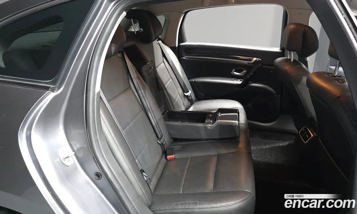 Renault (Samsung) SM7 2018 2.5 автомат (гидро), фото 11 Renault (Samsung) SM7 2018 2.5 автомат (гидро), фото 11