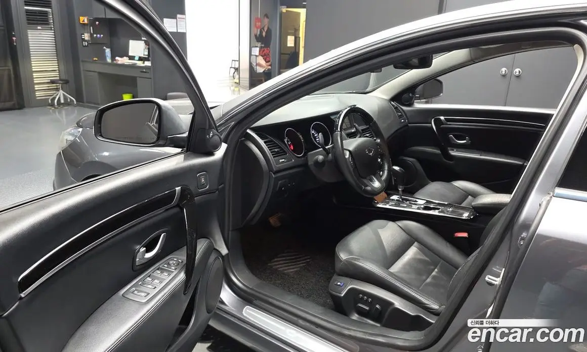Renault (Samsung) SM7 2018 2.5 автомат (гидро), фото 10 Renault (Samsung) SM7 2018 2.5 автомат (гидро), фото 10