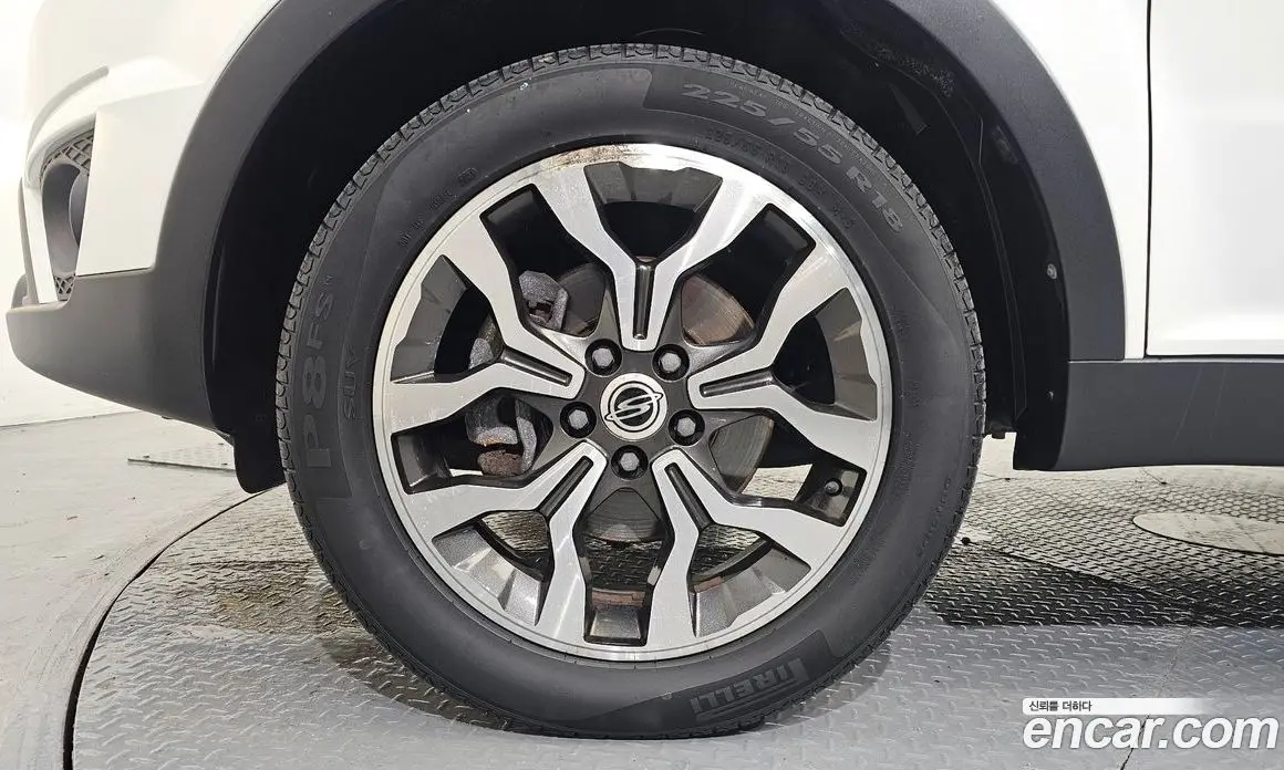 SsangYong Korando 2015 2.2 автомат (гидро), фото 5 SsangYong Korando 2015 2.2 автомат (гидро), фото 5