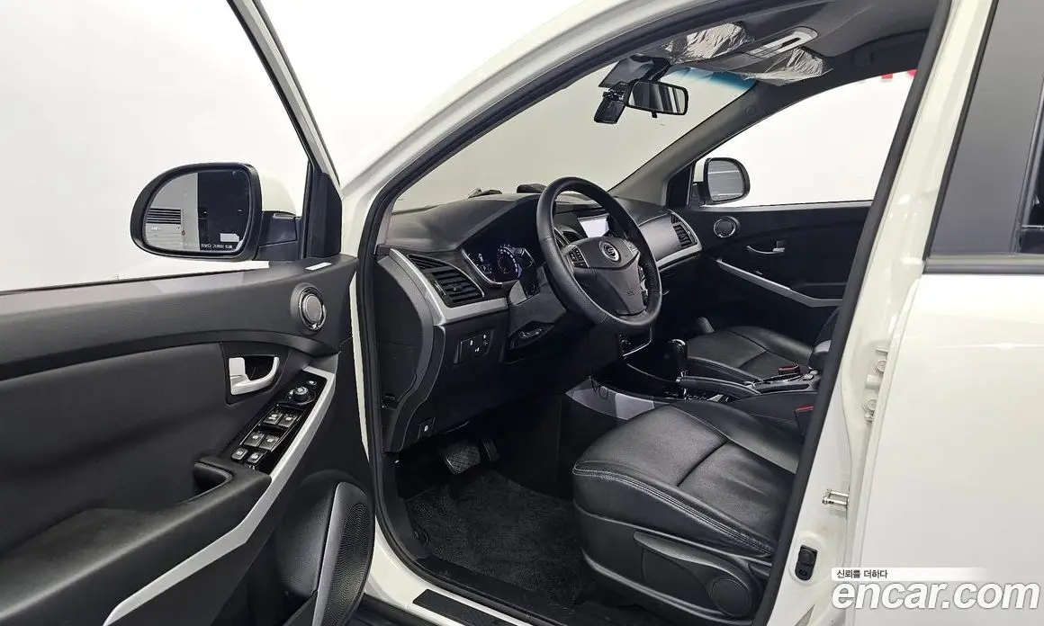 SsangYong Korando 2015 2.2 автомат (гидро), фото 10 SsangYong Korando 2015 2.2 автомат (гидро), фото 10