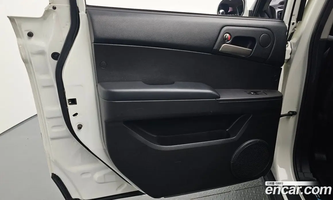 SsangYong Korando 2016 2.0 автомат (гидро), фото 14 SsangYong Korando 2016 2.0 автомат (гидро), фото 14