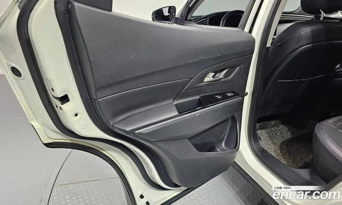 SsangYong Korando 2019 1.6 автомат (гидро), фото 15 SsangYong Korando 2019 1.6 автомат (гидро), фото 15