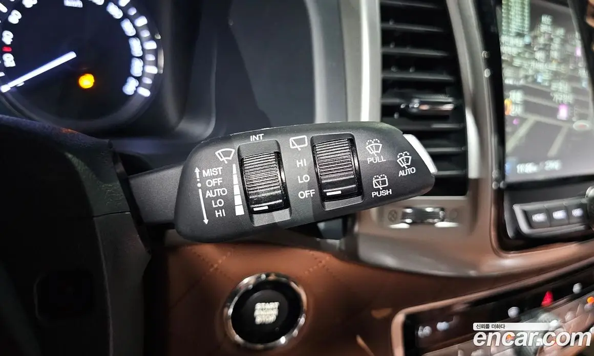 SsangYong Rexton 2017 2.2 автомат (гидро), фото 33 SsangYong Rexton 2017 2.2 автомат (гидро), фото 33