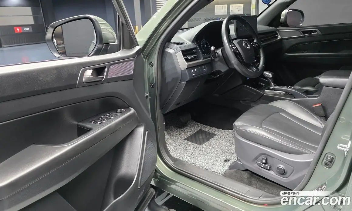 SsangYong Rexton 2023 2.2 автомат (гидро), фото 10 SsangYong Rexton 2023 2.2 автомат (гидро), фото 10