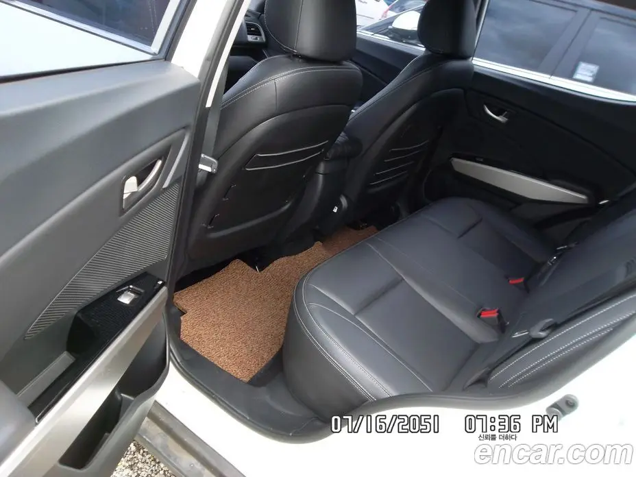 SsangYong TIBOLI 2018 1.6 автомат (гидро), фото 10 SsangYong TIBOLI 2018 1.6 автомат (гидро), фото 10