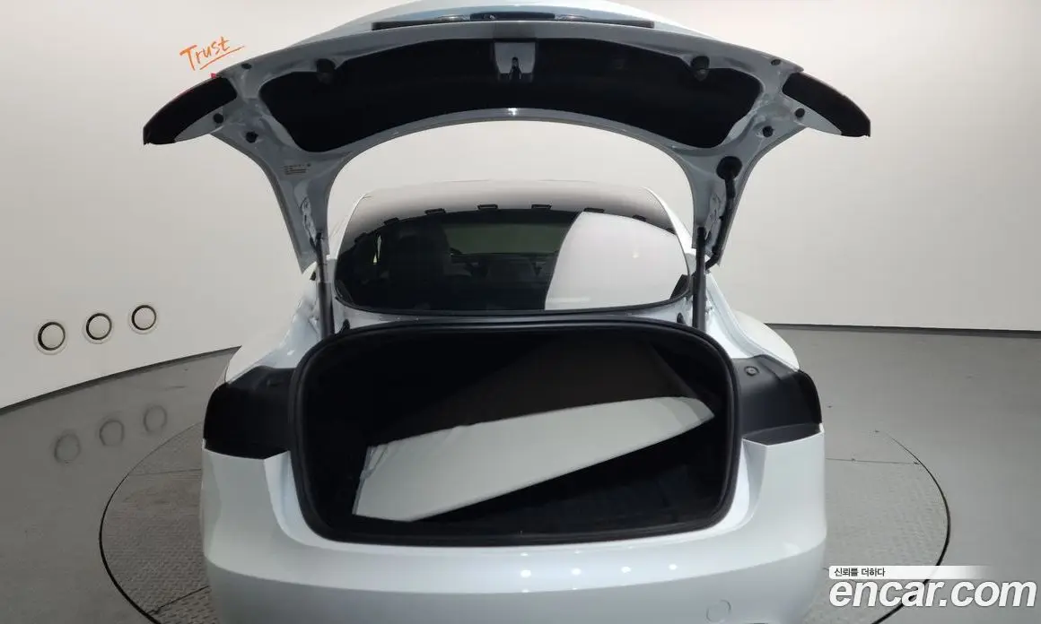 Tesla Model 3 2024 0.2 автомат (гидро), фото 24 Tesla Model 3 2024 0.2 автомат (гидро), фото 24