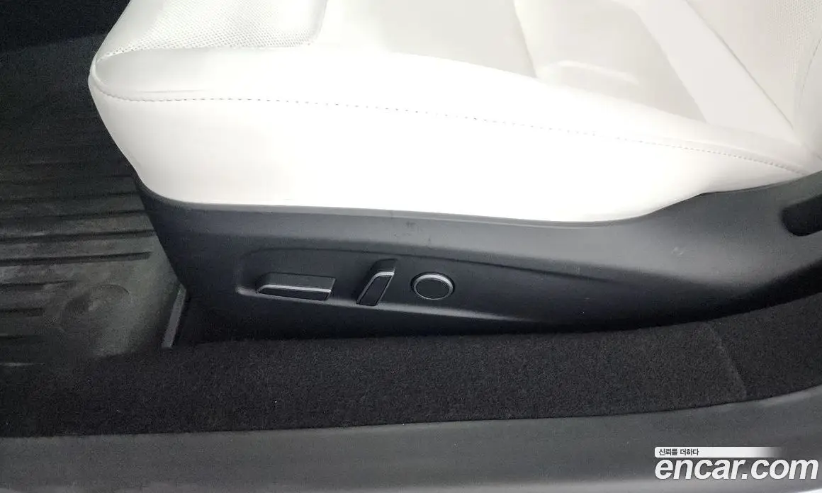 Tesla Model 3 2024 0.2 автомат (гидро), фото 30 Tesla Model 3 2024 0.2 автомат (гидро), фото 30