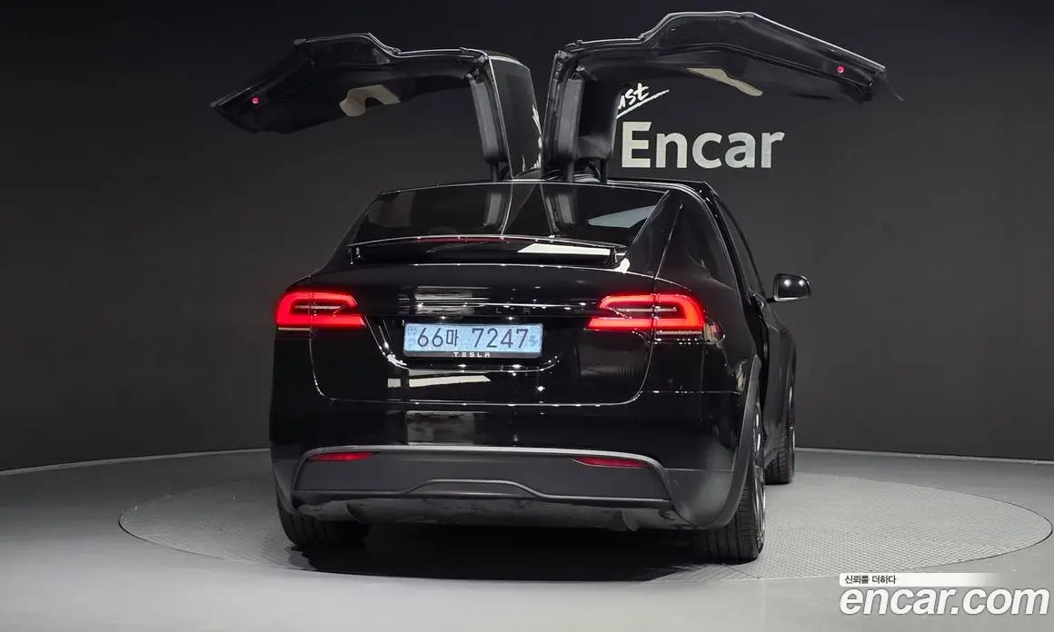 Tesla Model X 2025 0.3 автомат (гидро), фото 4