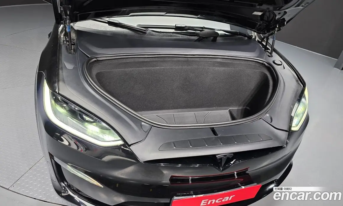 Tesla Model X 2025 0.3 автомат (гидро), фото 6