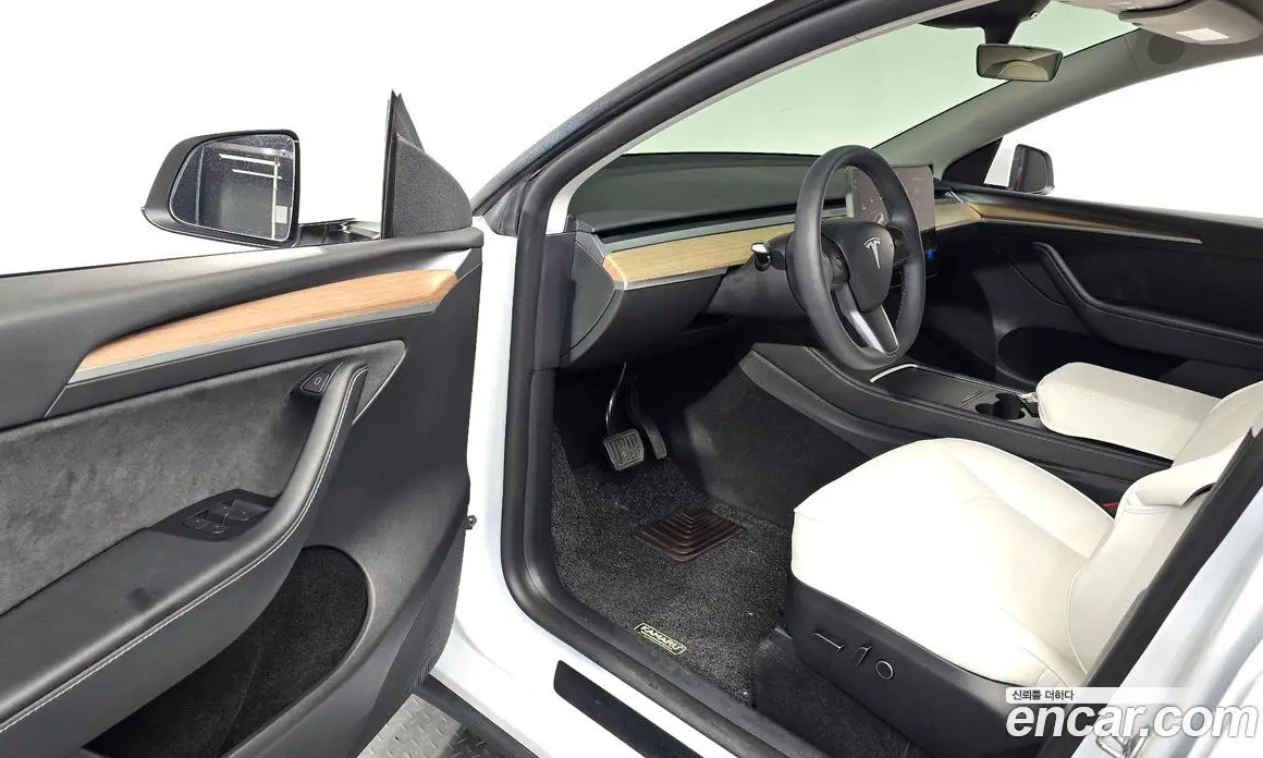 Tesla Model Y 2023 0.2 автомат (гидро), фото 12 Tesla Model Y 2023 0.2 автомат (гидро), фото 12