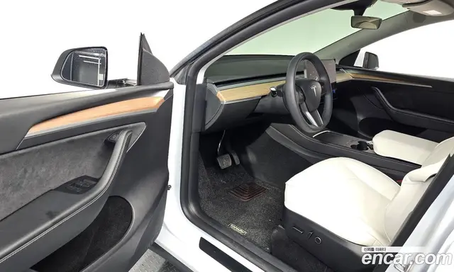 Tesla Model Y 2023 0.2 автомат (гидро), миниатюра 12