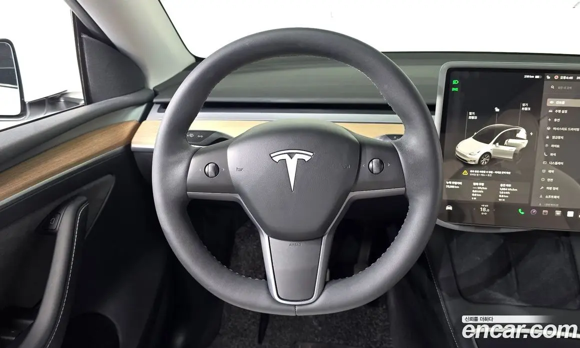 Tesla Model Y 2023 0.2 автомат (гидро), фото 18 Tesla Model Y 2023 0.2 автомат (гидро), фото 18
