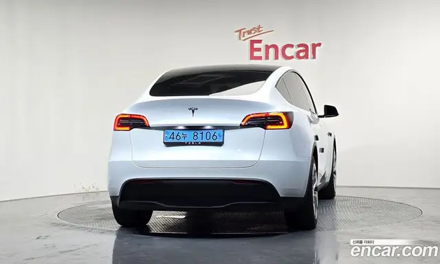Tesla Model Y 2023 0.2 автомат (гидро), миниатюра 3 Tesla Model Y 2023 0.2 автомат (гидро), миниатюра 3