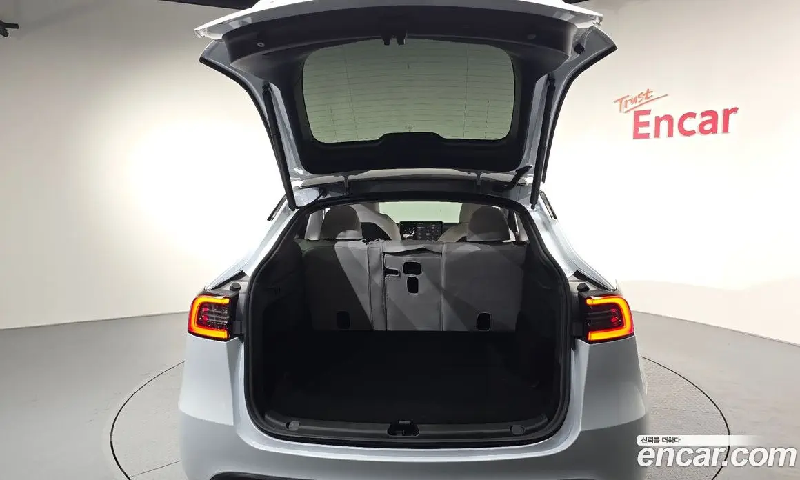 Tesla Model Y 2023 0.2 автомат (гидро), фото 22 Tesla Model Y 2023 0.2 автомат (гидро), фото 22