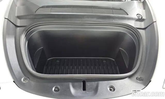Tesla Model Y 2023 0.2 автомат (гидро), миниатюра 5 Tesla Model Y 2023 0.2 автомат (гидро), миниатюра 5
