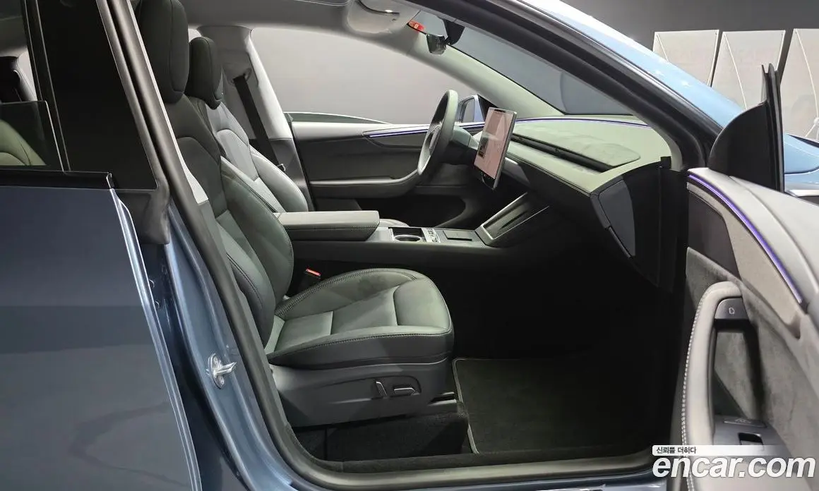 Tesla Model Y 2025 0.2 автомат (гидро), фото 16