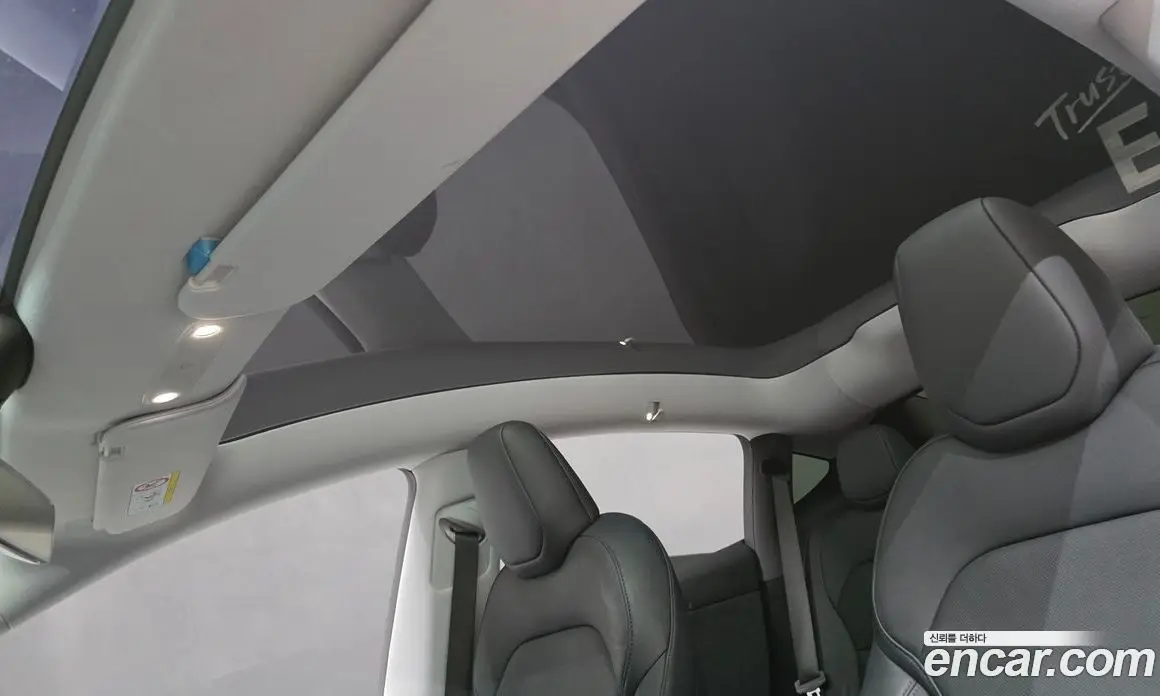 Tesla Model Y 2025 0.2 автомат (гидро), фото 29