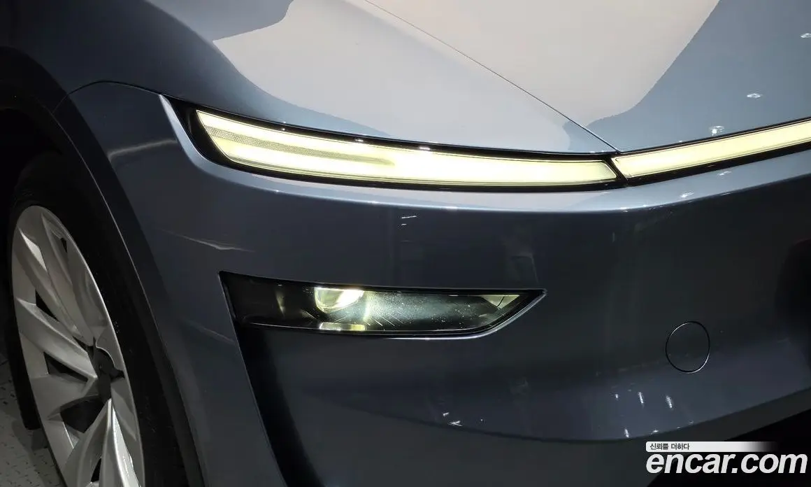 Tesla Model Y 2025 0.2 автомат (гидро), фото 8