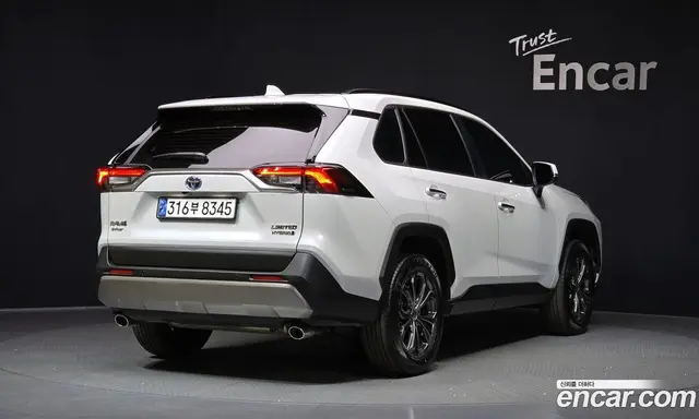 Toyota RAV4 2024 2.5 автомат (гидро), миниатюра 2 Toyota RAV4 2024 2.5 автомат (гидро), миниатюра 2