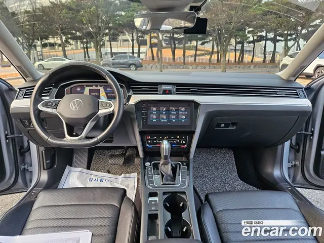 Volkswagen Passat 2022 2.0 автомат (гидро), миниатюра 10 Volkswagen Passat 2022 2.0 автомат (гидро), миниатюра 10