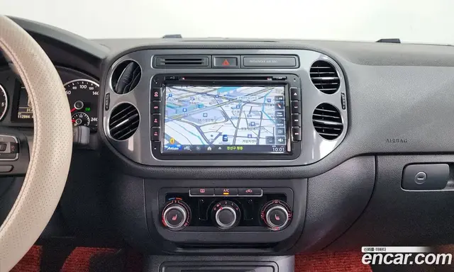 Volkswagen Tiguan 2015 2.0 автомат (гидро), миниатюра 12