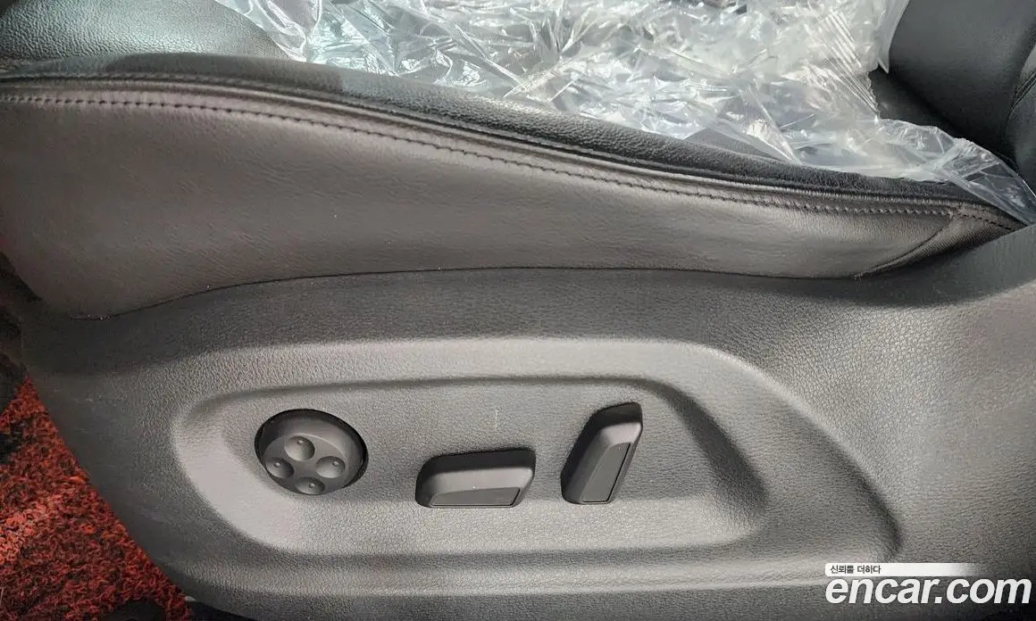 Volkswagen Tiguan 2015 2.0 автомат (гидро), фото 20 Volkswagen Tiguan 2015 2.0 автомат (гидро), фото 20