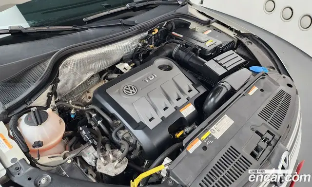 Volkswagen Tiguan 2015 2.0 автомат (гидро), миниатюра 6 Volkswagen Tiguan 2015 2.0 автомат (гидро), миниатюра 6