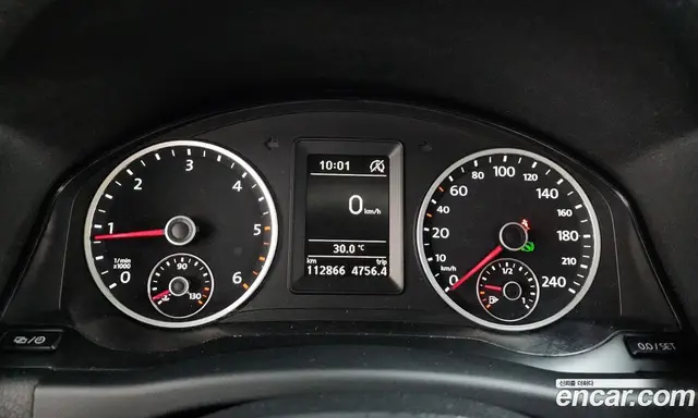 Volkswagen Tiguan 2015 2.0 автомат (гидро), миниатюра 8 Volkswagen Tiguan 2015 2.0 автомат (гидро), миниатюра 8