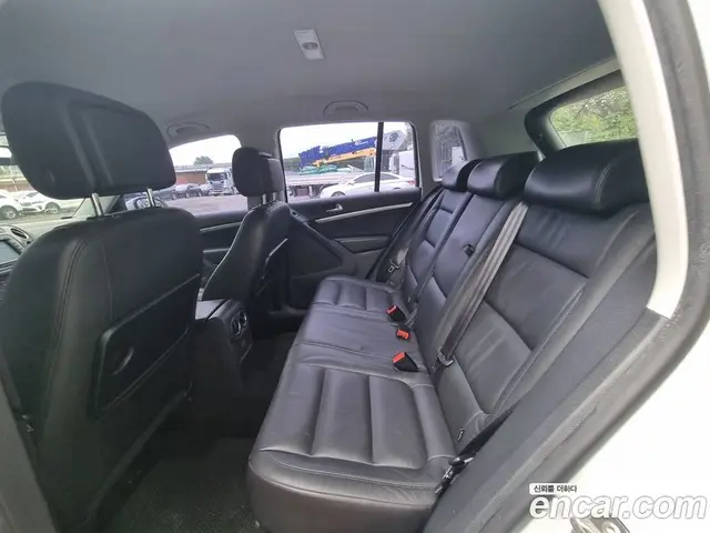 Volkswagen Tiguan 2016 2.0 автомат (гидро), миниатюра 12