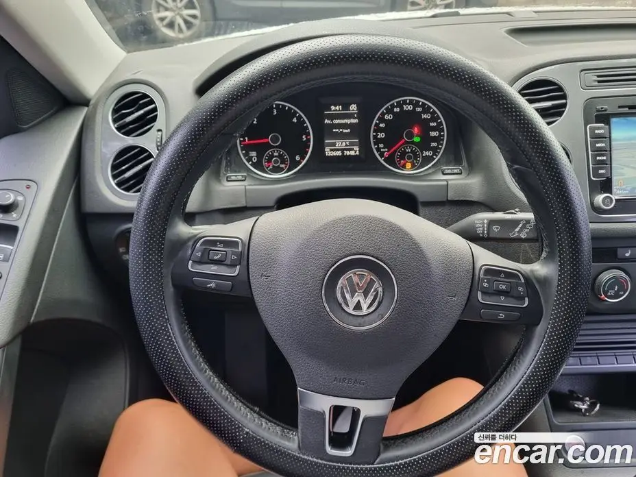 Volkswagen Tiguan 2016 2.0 автомат (гидро), фото 16 Volkswagen Tiguan 2016 2.0 автомат (гидро), фото 16